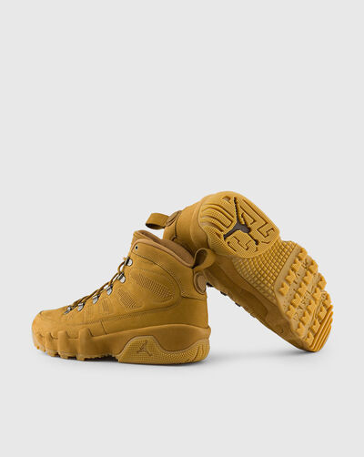 Air Jordan 9 Retro Boot