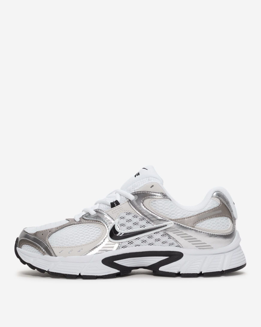 Shop Nike V5 RNR HJ5228-104 white | SNIPES USA