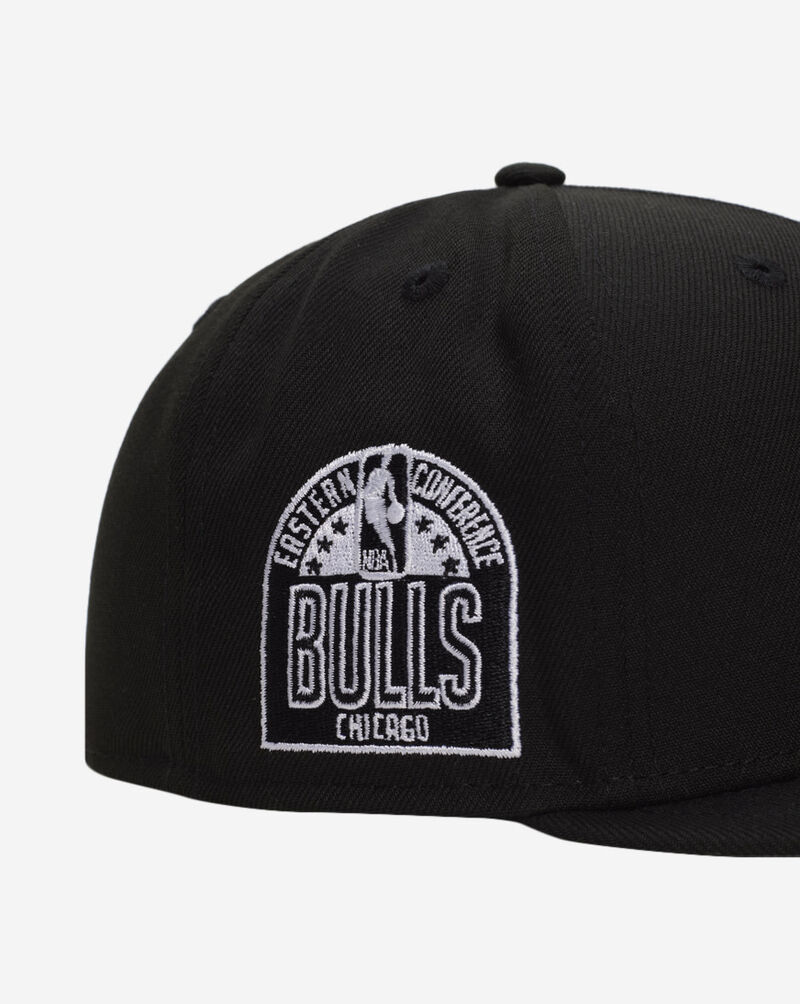 New Era 59Fifty Chicago Bulls Fitted Hat 60398666 Black 2