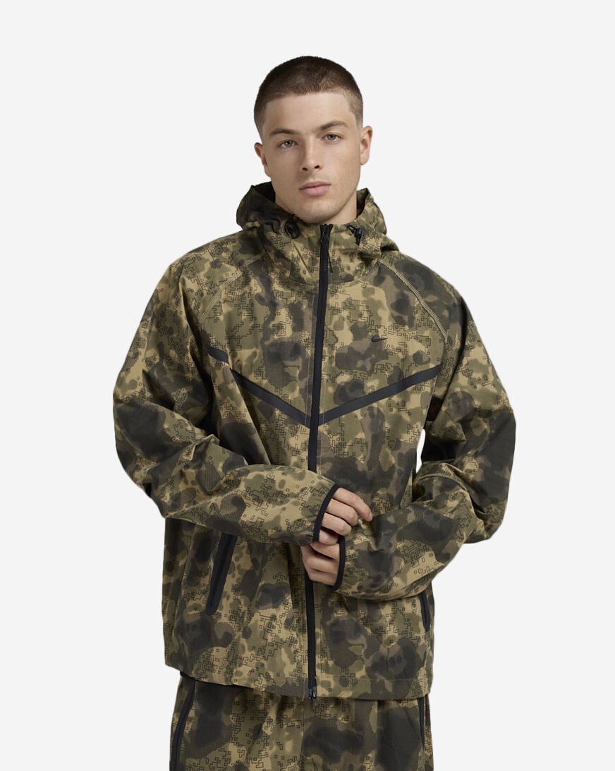 Shop Nike Tech Dri-FIT Woven Camo Windrunner Jacket HV0979-210