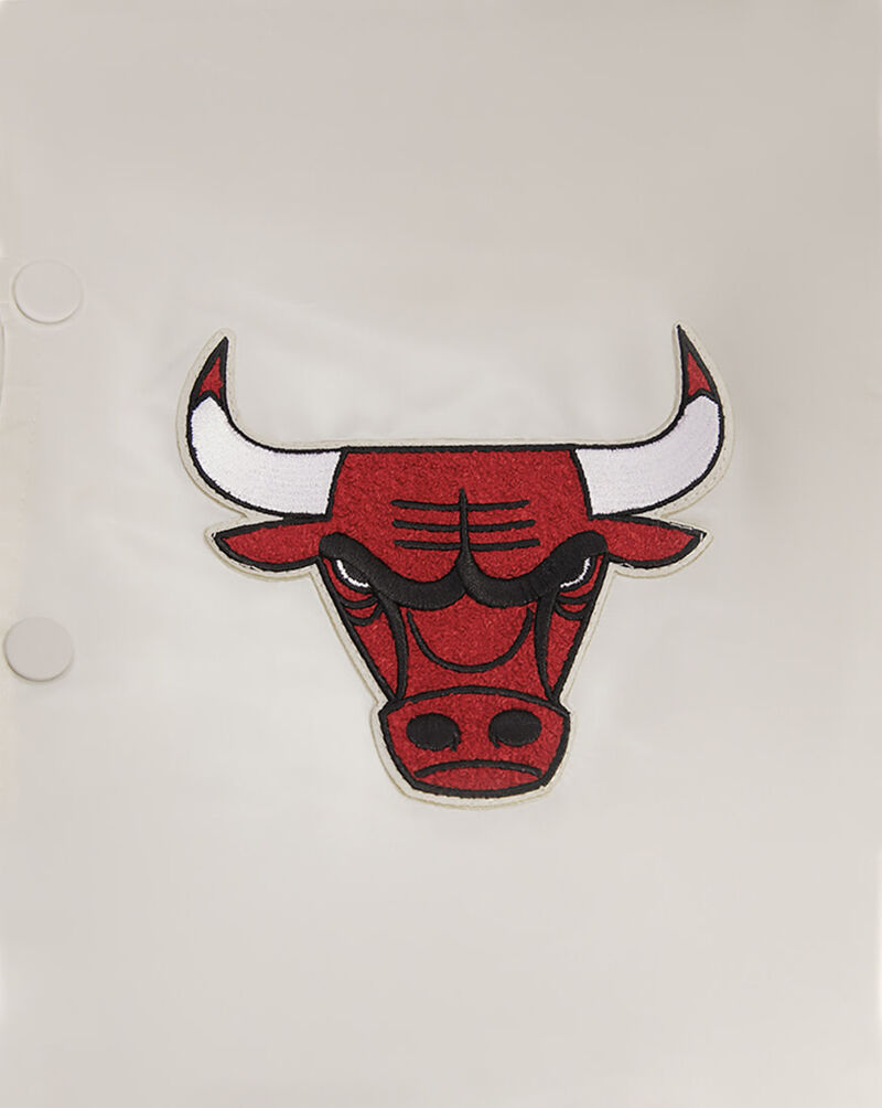 PRO STANDARD Chicago Bulls Retro Classic Rib Satin Jacket BCB656009-ERD cream 4