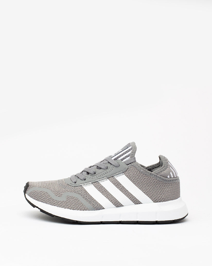 snipes adidas swift run