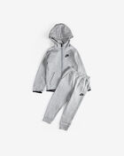 Nike Boys' NSW Essential Tech Fleece Set 76E786-GK6 Grey 1
