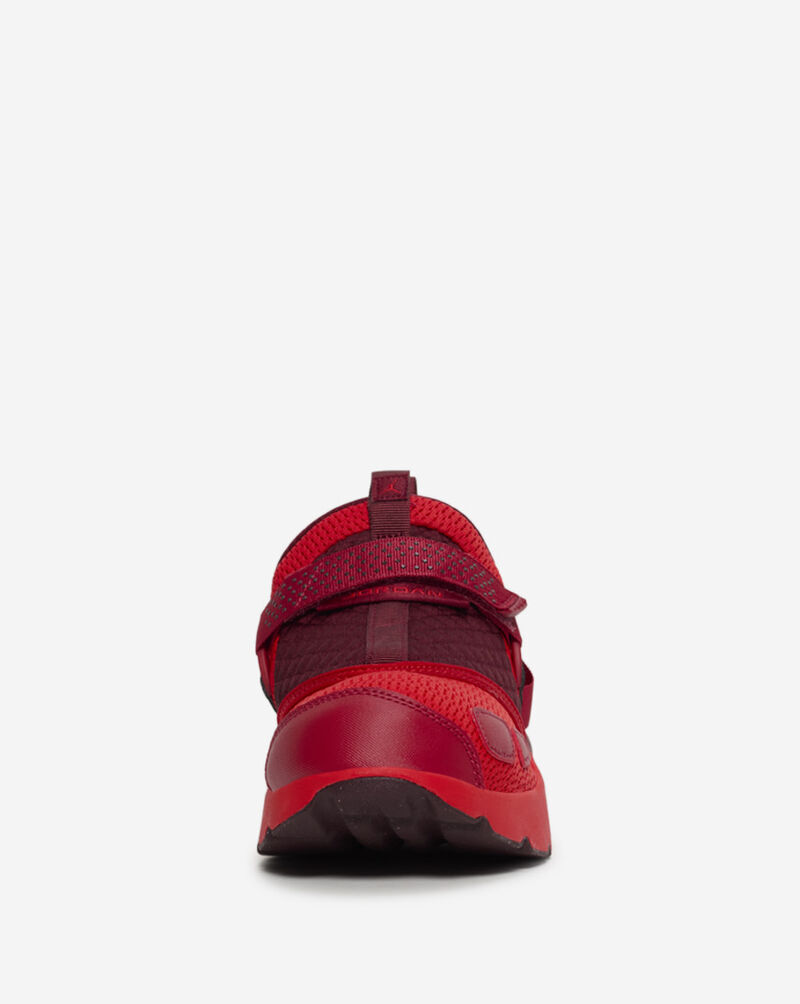Jordan Trunner LX HQ2164-601 Red 3