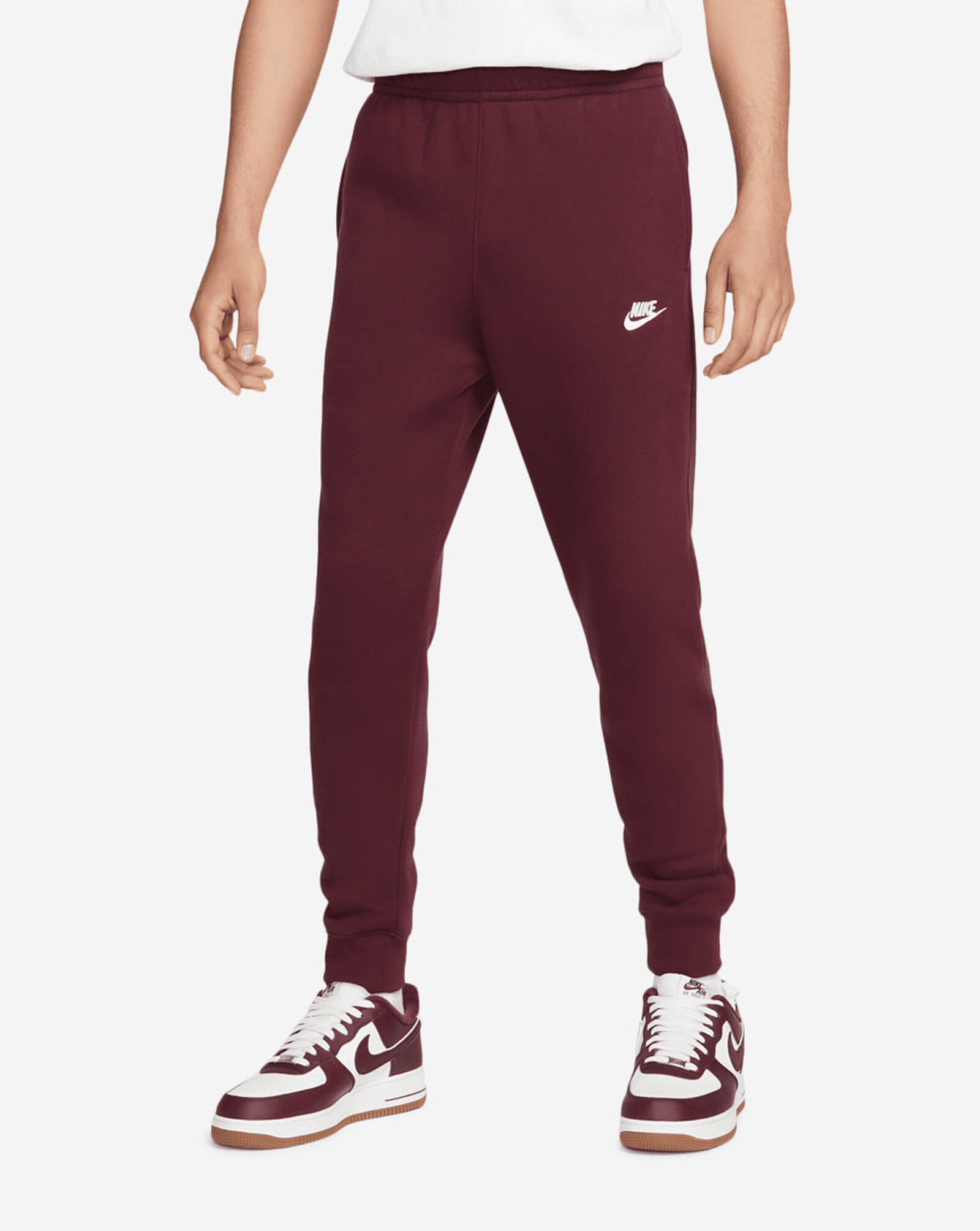 Shop Nike NSW Club Joggers BV2671-681 red | SNIPES USA