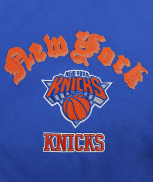 New York Knicks Old English Cropped Pullover Hoodie