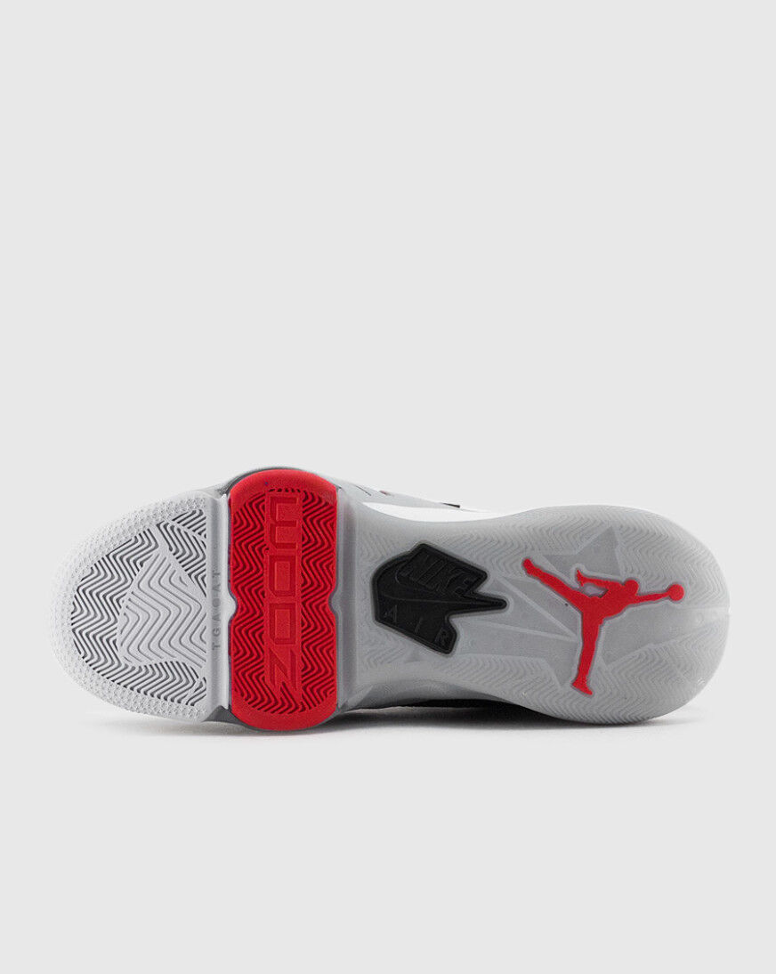 jordan zoom 92 snipes