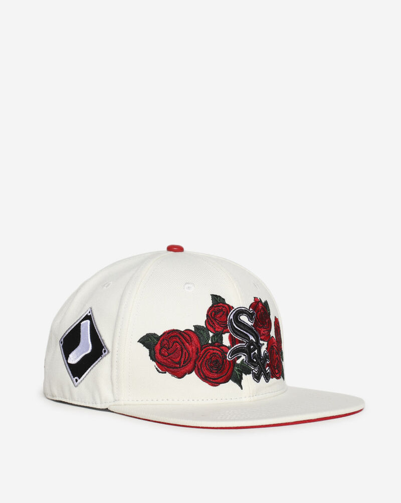PRO STANDARD Chicago White Sox Roses Snapback LCW735596-EGG White 1