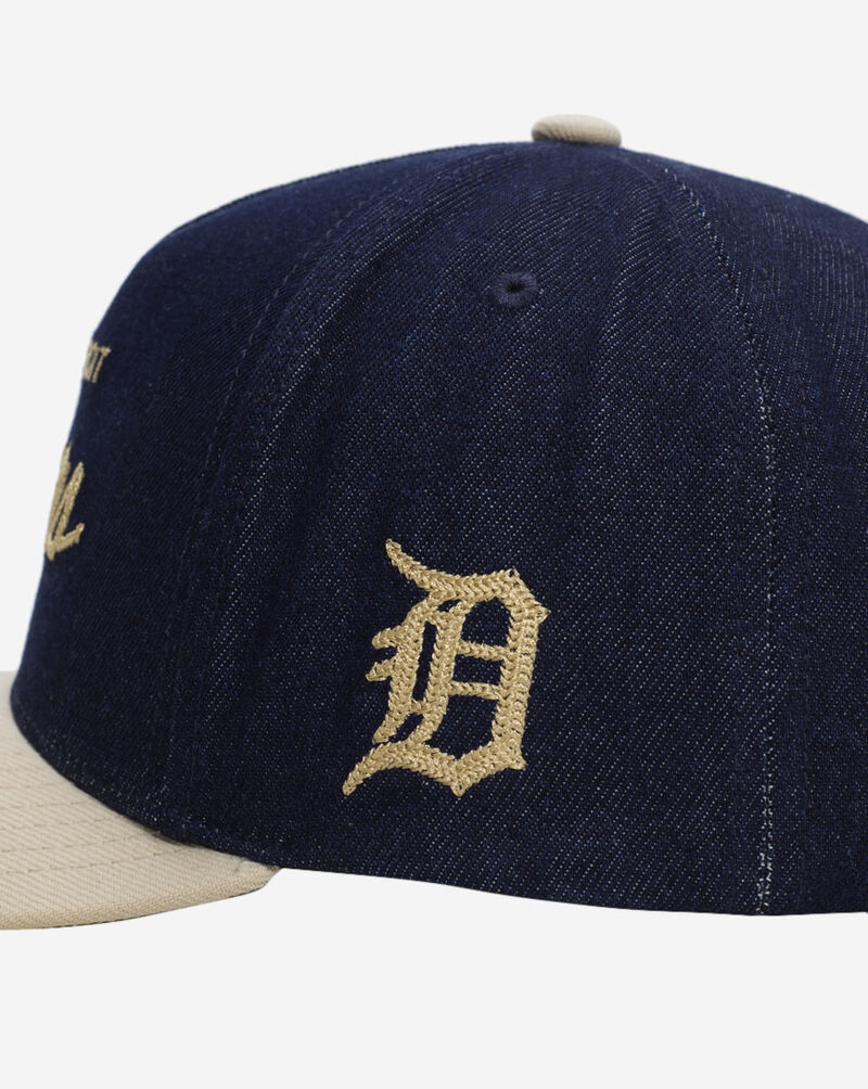 Mitchell  Ness Detroit Tigers Pro Pinch Denim Chainstitch Snapback Hat HP14680-DTIDNCR Blue 2