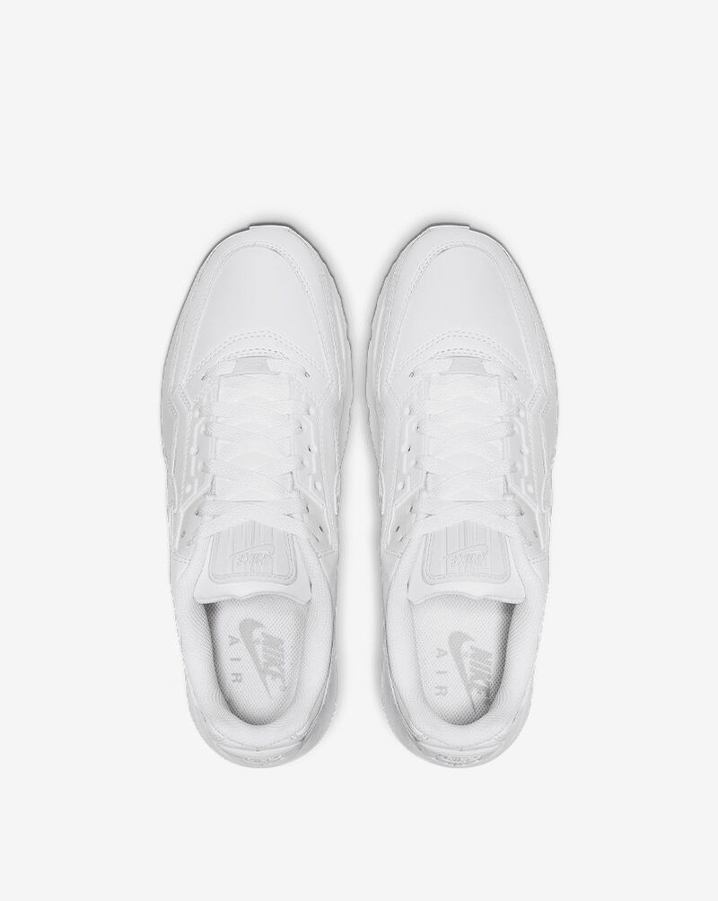 687977 nike