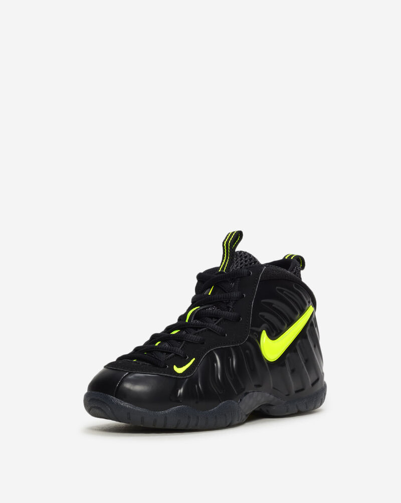 Nike Little Kids' Air Foamposite Pro IQ7232-001 Black 2