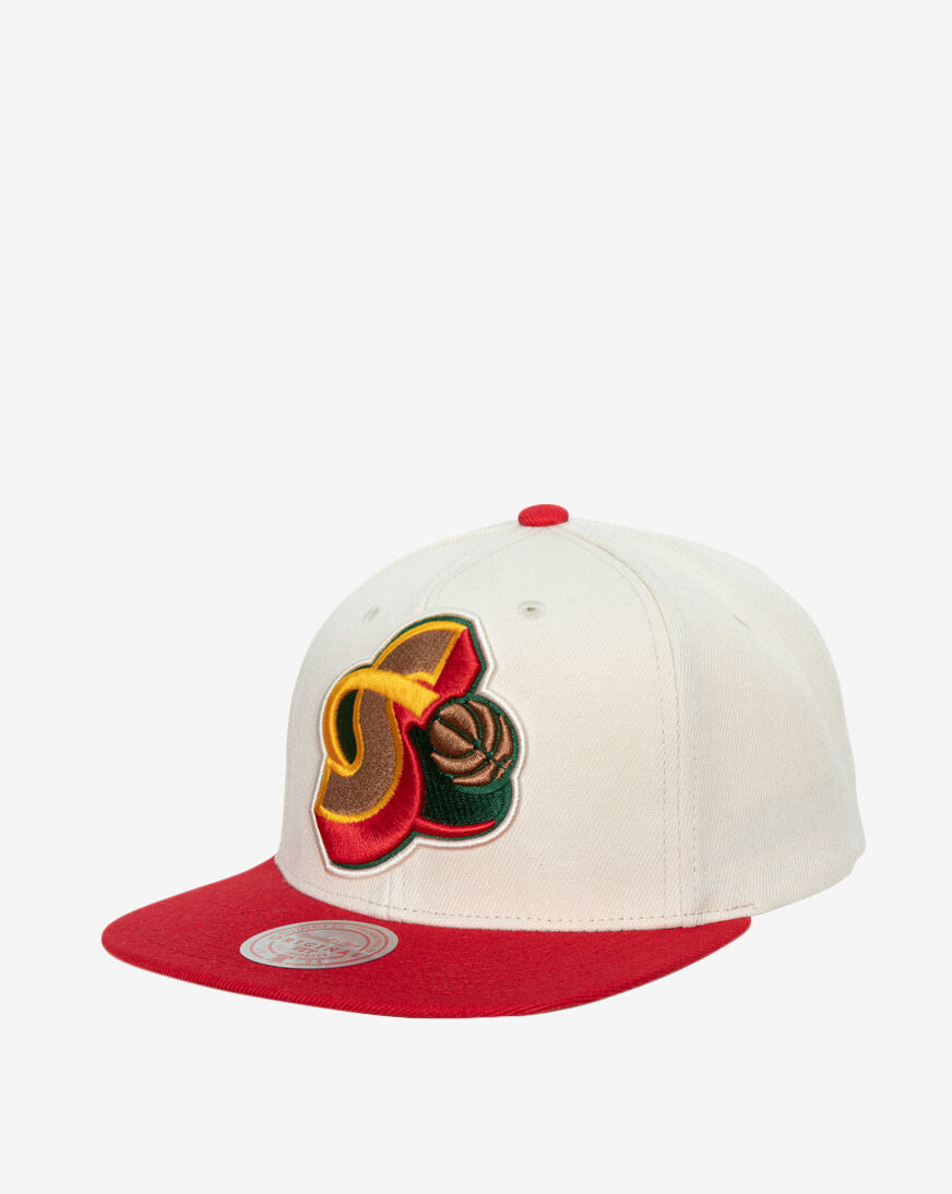 Shop Mitchell & Ness Seattle Supersonics Natural XL Snapback  6HSSJS19119-SSUOFWH white | SNIPES USA