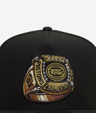 9Fifty Detroit Pistons Ring A-Frame Snapback Hat
