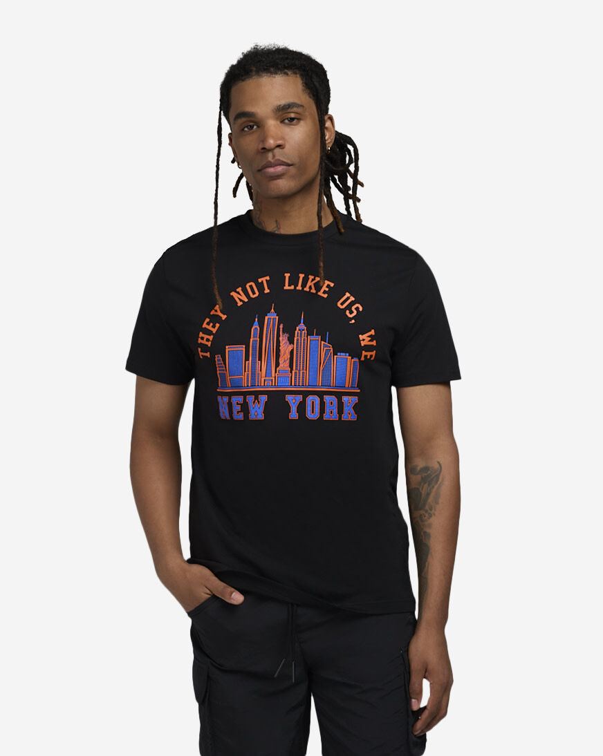 Shop Mister Tee New York Skyline Tee MTUS282-US-00007 black
