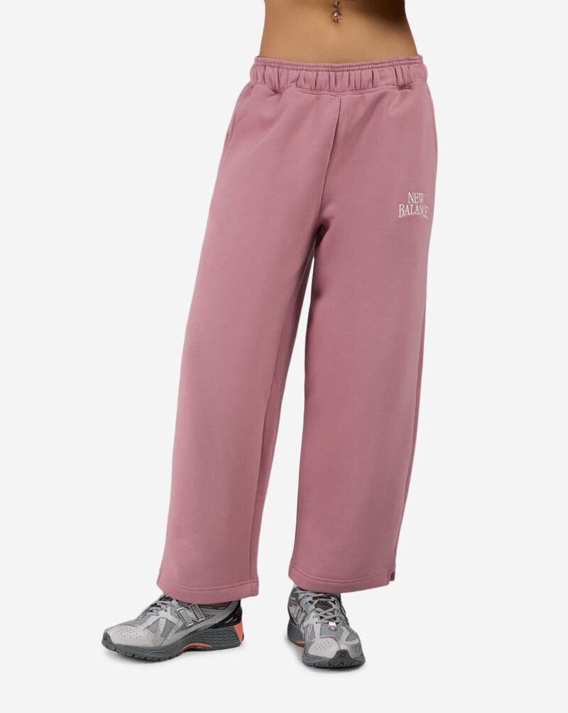 New Balance NEW BALANCE-W-APP-TRACKSIDE-FLEECE-BARREL-PANT WB61W1DZ-RSE Pink 1