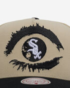 Mitchell  Ness Chicago White Sox Pro Pinch Distressed Eye Snapback Hat HP20450-CWSTABK Beige 2