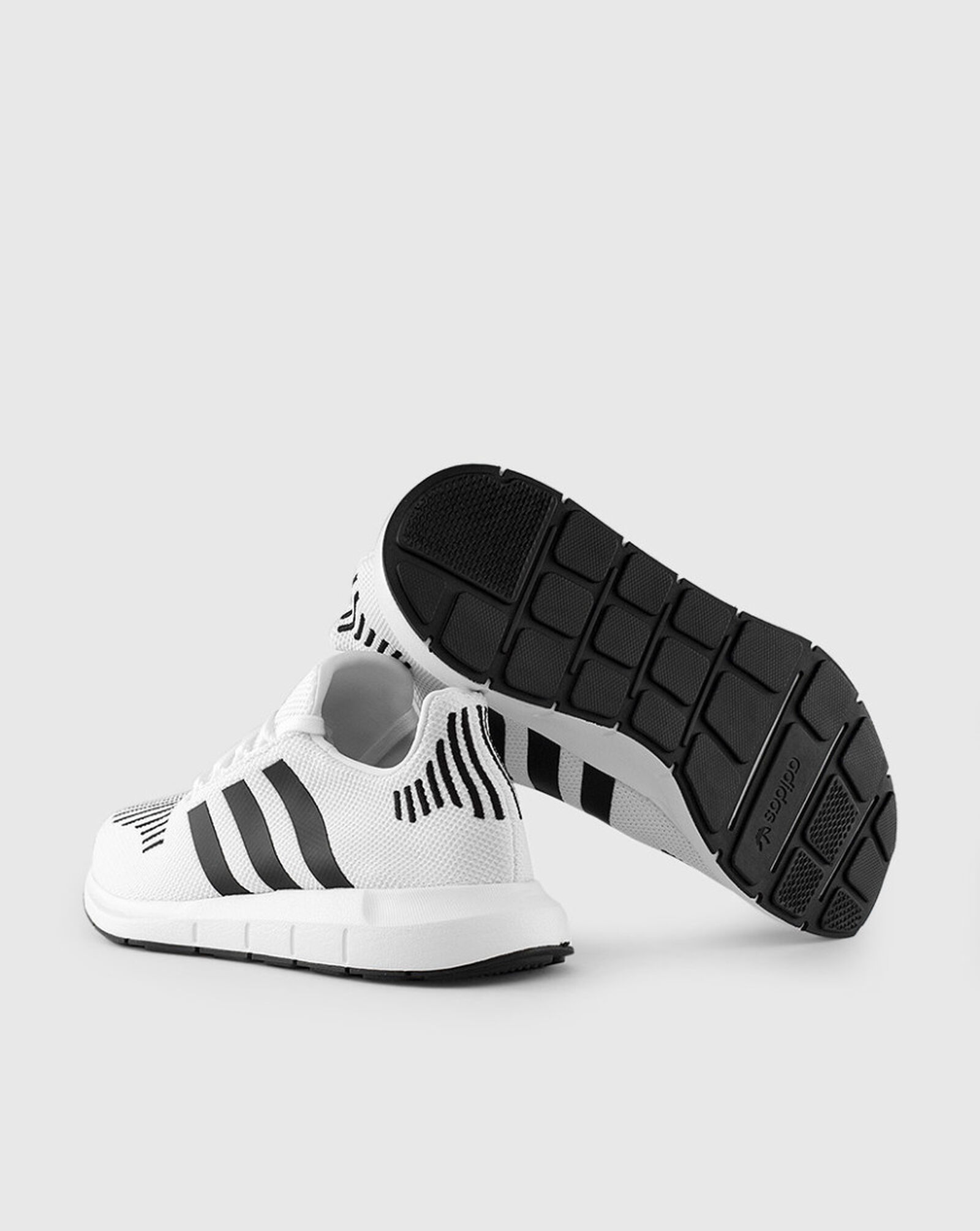 Shop adidas Swift Run CQ2116 white | SNIPES USA