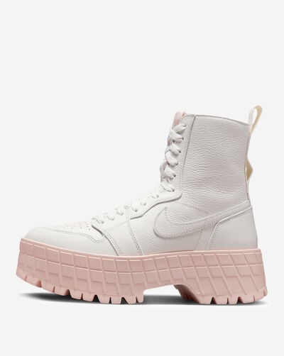 Air Jordan 1 Brooklyn Boots