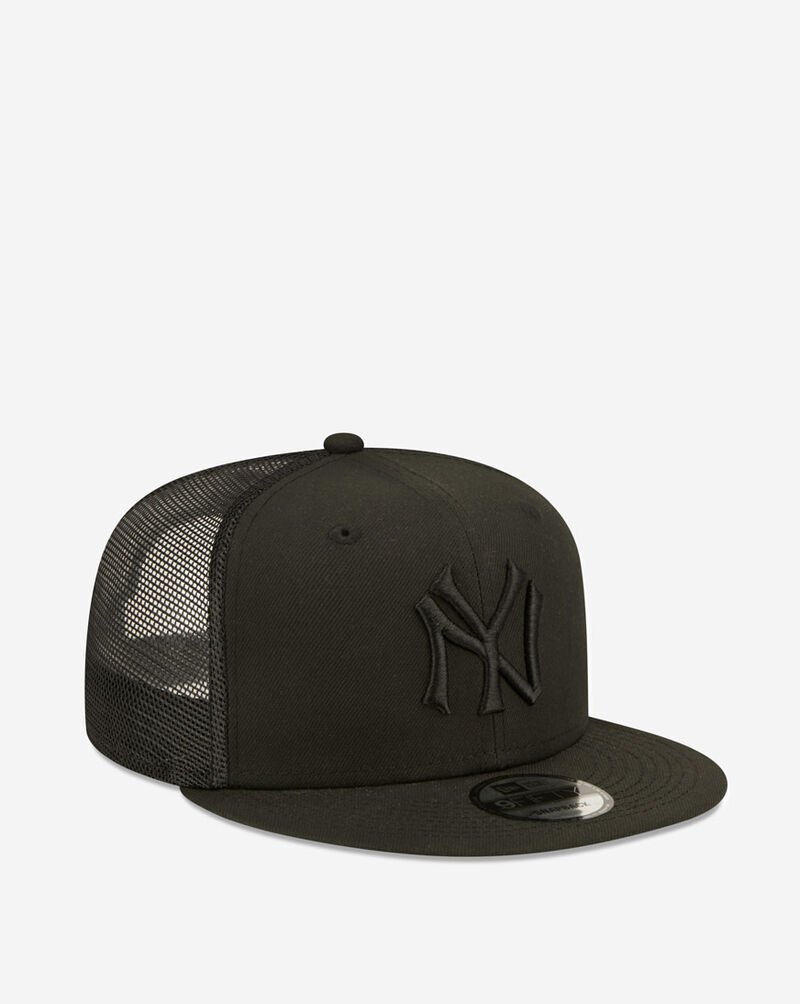 New Era 9Fifty New York Yankees Snapback Trucker Hat 60216000 Black 1