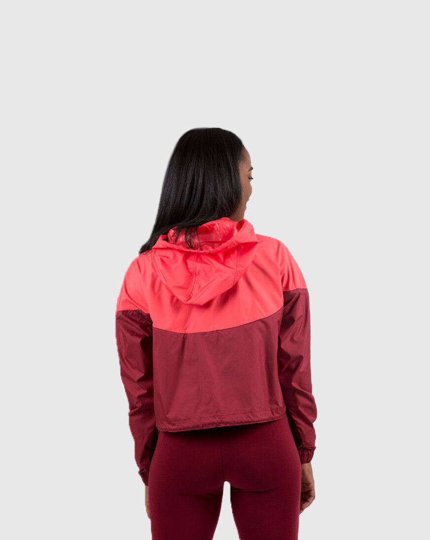 nike crop windrunner