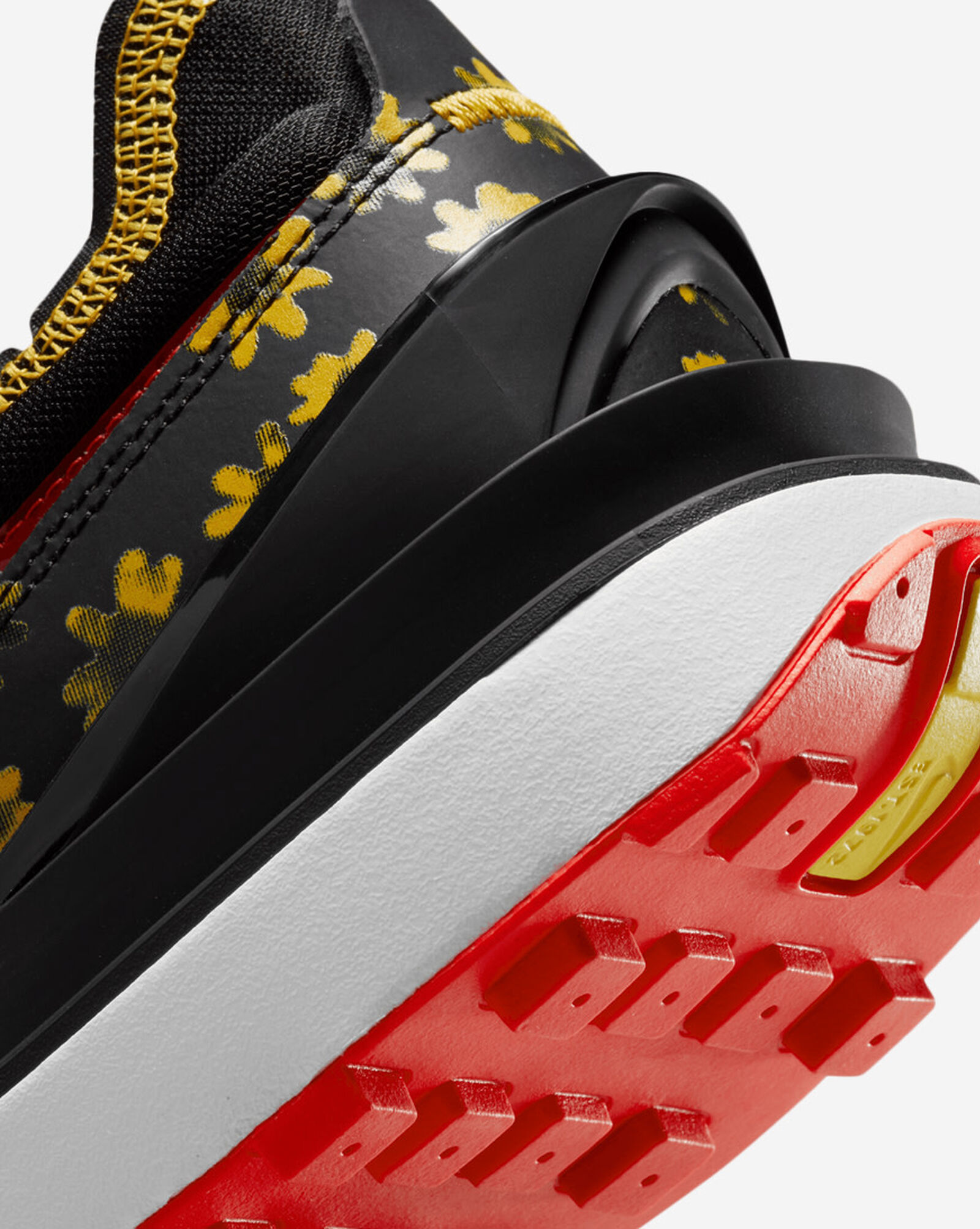 snipes nike waffle one