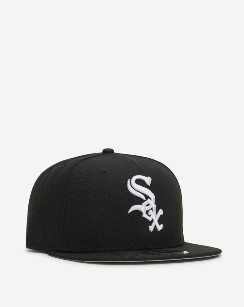 New Era 9Fifty Chicago White Sox Basic Snapback Hat 11591069 Black 1