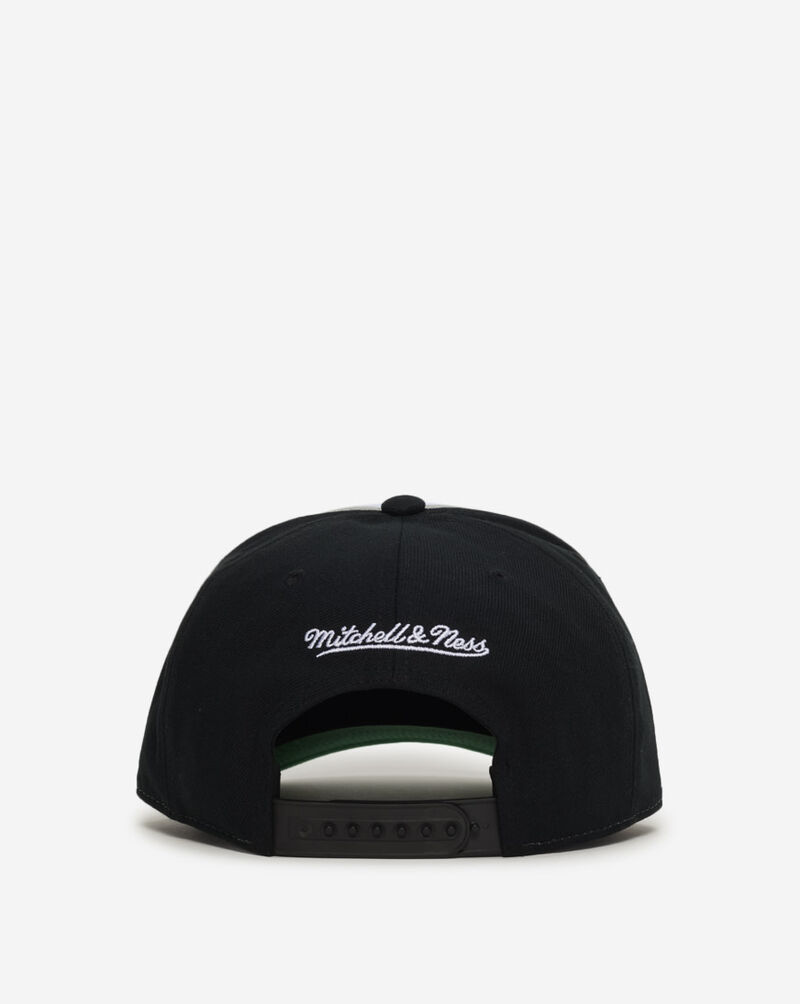 Mitchell  Ness Chicago White Sox Pro Pinch Old Cut Snapback Hat HP16804-CWSWHBK White 3