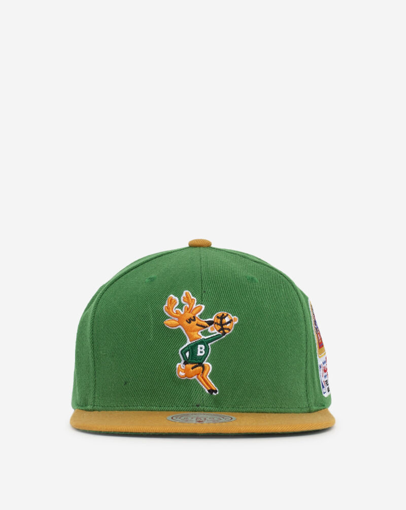 Mitchell  Ness Milwaukee Bucks  All Star Color Snapback Hat 6HSSMM20272-MBUGNGD Green 2
