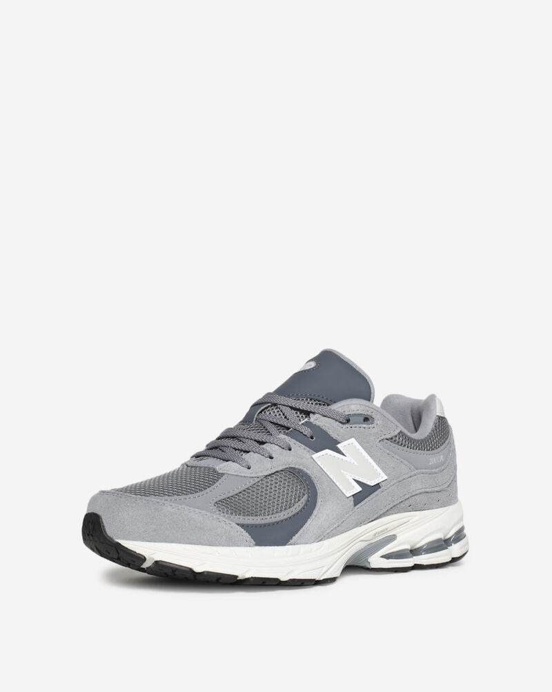 Grey new balance grade school clearance