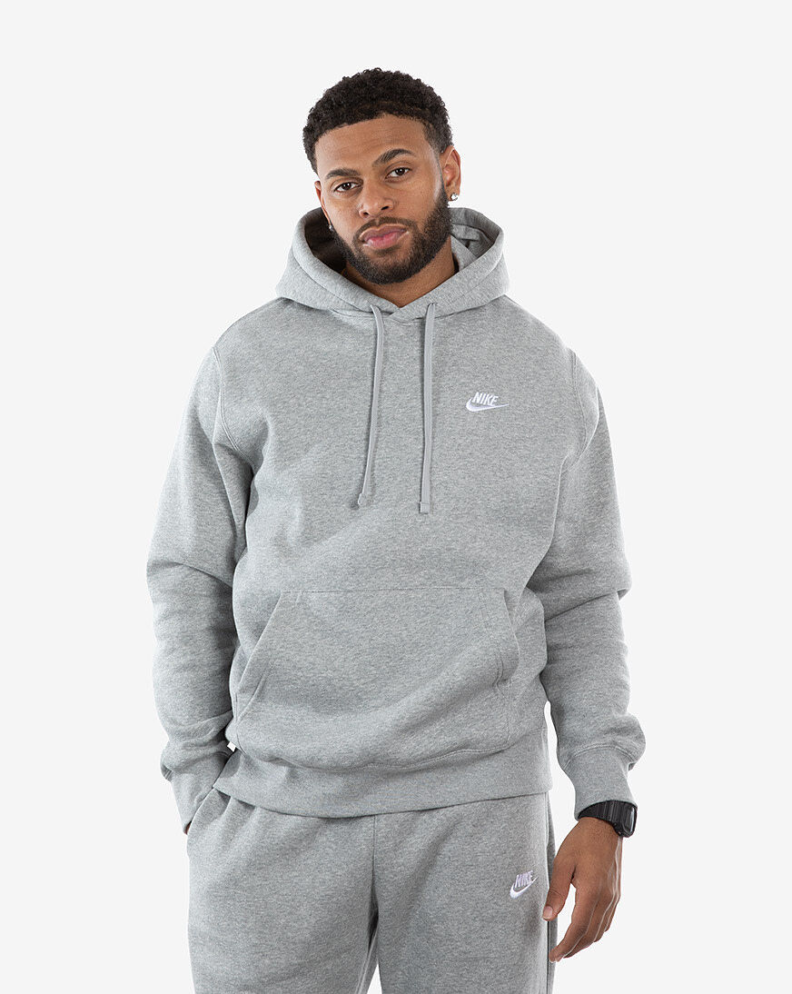 nike club hoodie snipes
