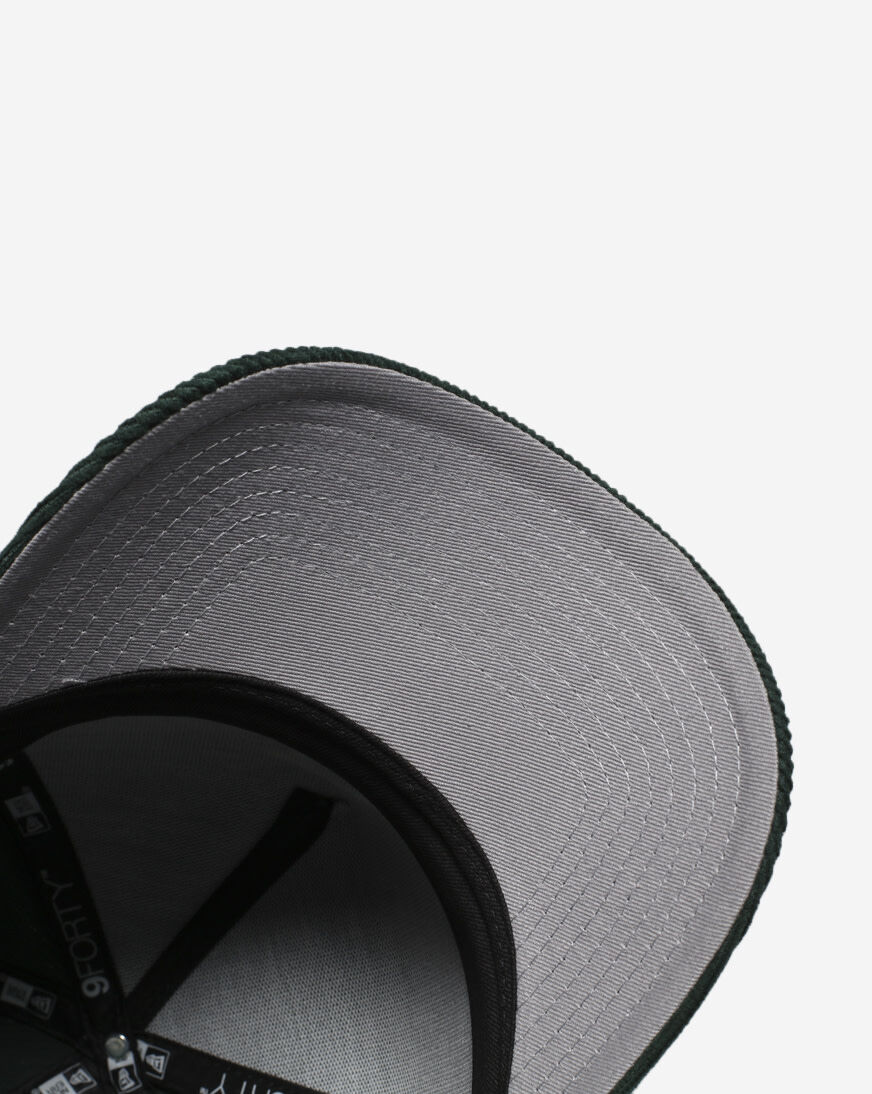 Shop New Era 9Forty Los Angeles Dodgers Corduroy Snapback