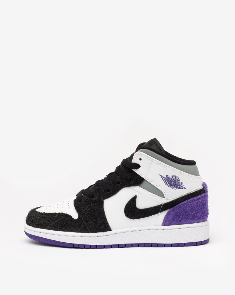 Shop Jordan Grade School Air Jordan 1 Mid SE BQ6931-105  display picture 1
