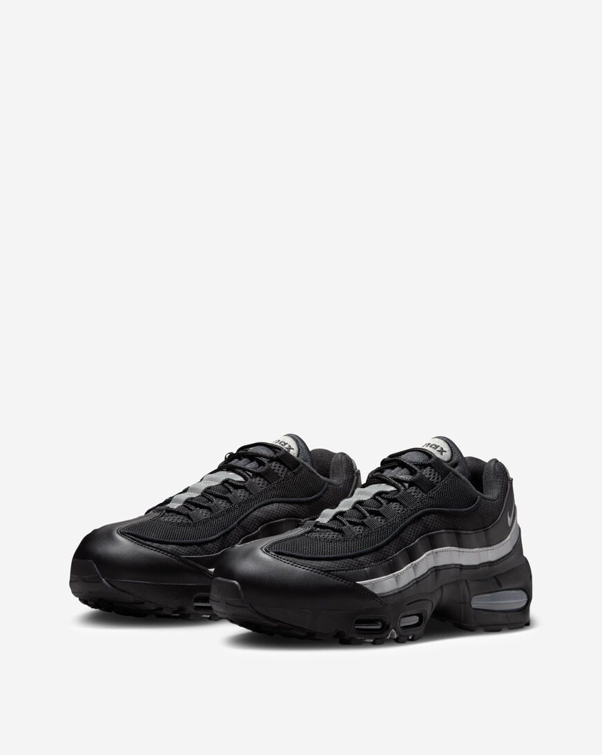 Shop Nike Air Max 95 IB1667-003 black | SNIPES USA