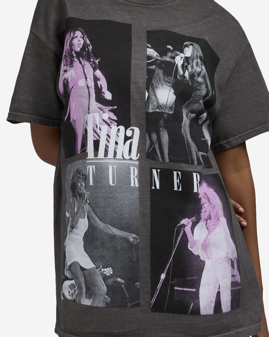 Shop Graphic Tees Tina Turner Tee TIN1040XX black | SNIPES USA Shop Graphic Tees Tina Turner Tee TIN1040XX black | SNIPES USA