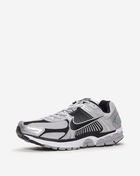 Nike Zoom Vomero 5 FJ4151-004 Grey 2