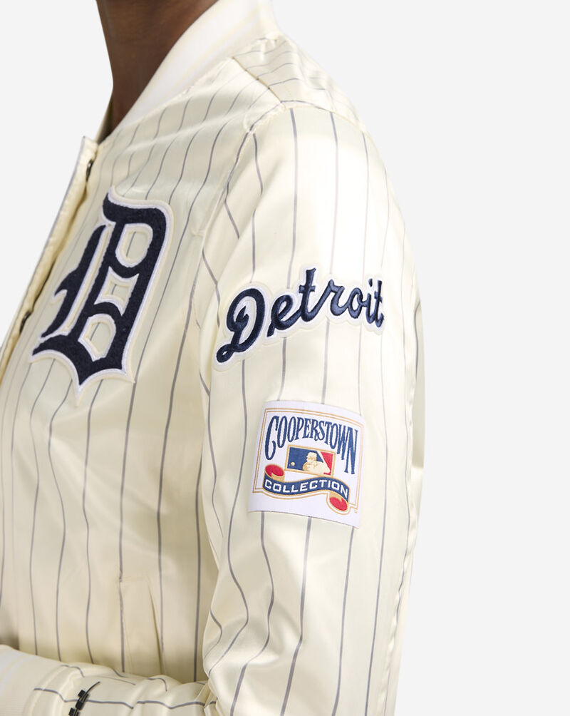 PRO STANDARD Detroit Tigers Pinstripe Retro Satin Jacket LDTU314437-ELY cream 3