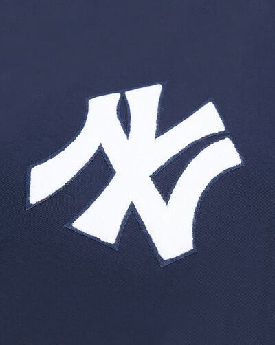 New York Yankees Classic Chenille Double Knit Pull Over Hoodie 