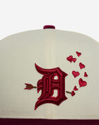New Era 59Fifty Detroit Tigers V-Day Fitted Hat 60876421 White 2