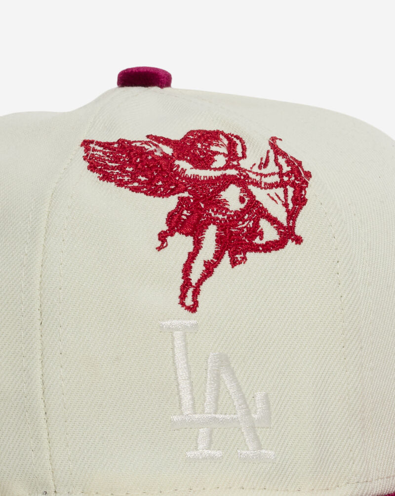 New Era 59Fifty Los Angeles Dodgers V-Day Fitted Hat 60876427 White 2