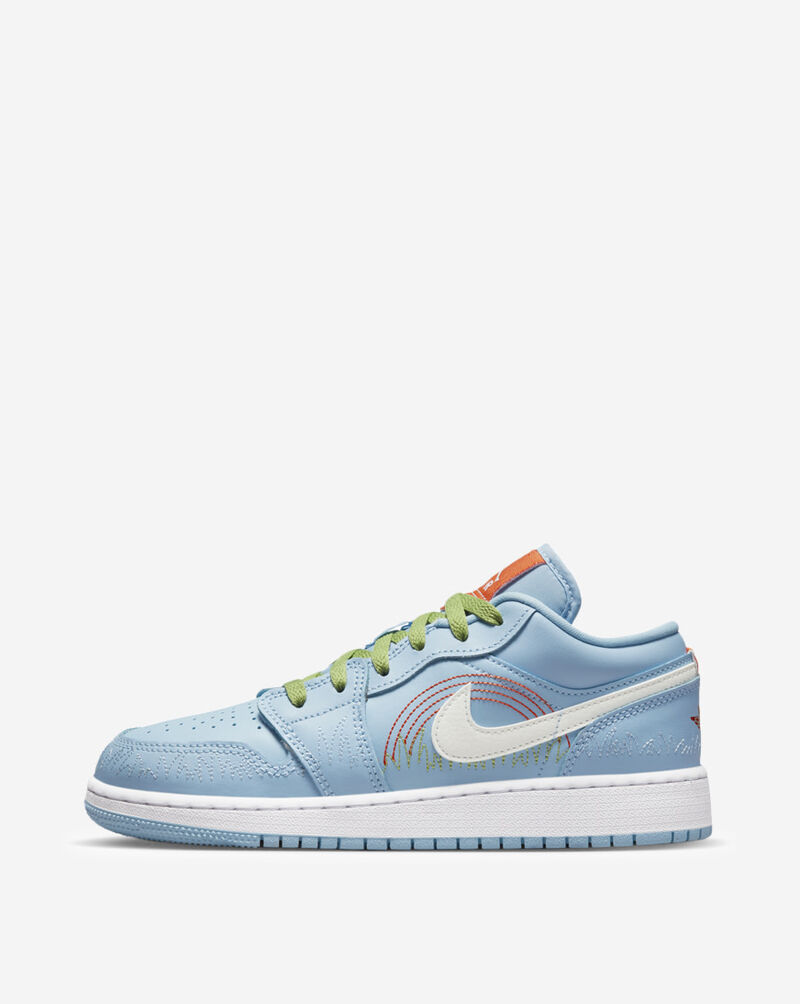 Jordan Grade School Air Jordan 1 Low SE DO8227-400 Blue 1