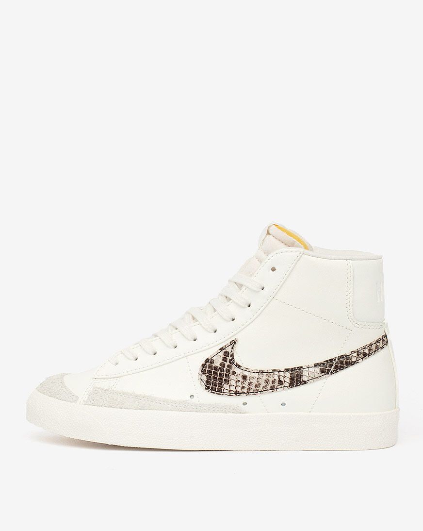 snipes blazer mid
