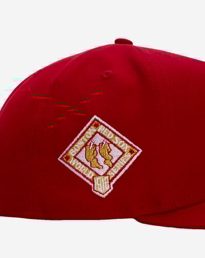 9Fifty Boston Red Sox Metallic A-Frame Snapback Hat 9Fifty Boston Red Sox Metallic A-Frame Snapback Hat