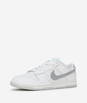 Dunk Low SE