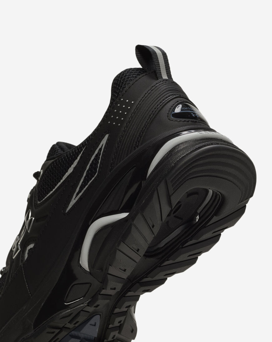 Shop Under Armour Apparition Tech 6005280-001 black | SNIPES USA