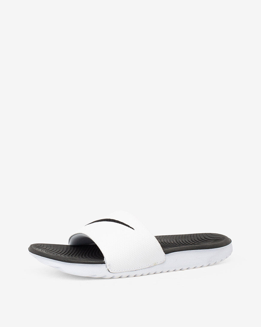 white nike kawa slides