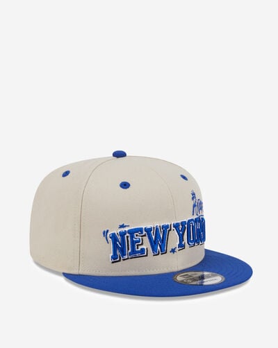 9Fifty New York Knicks Team Art 2-Tone Snapback Hat