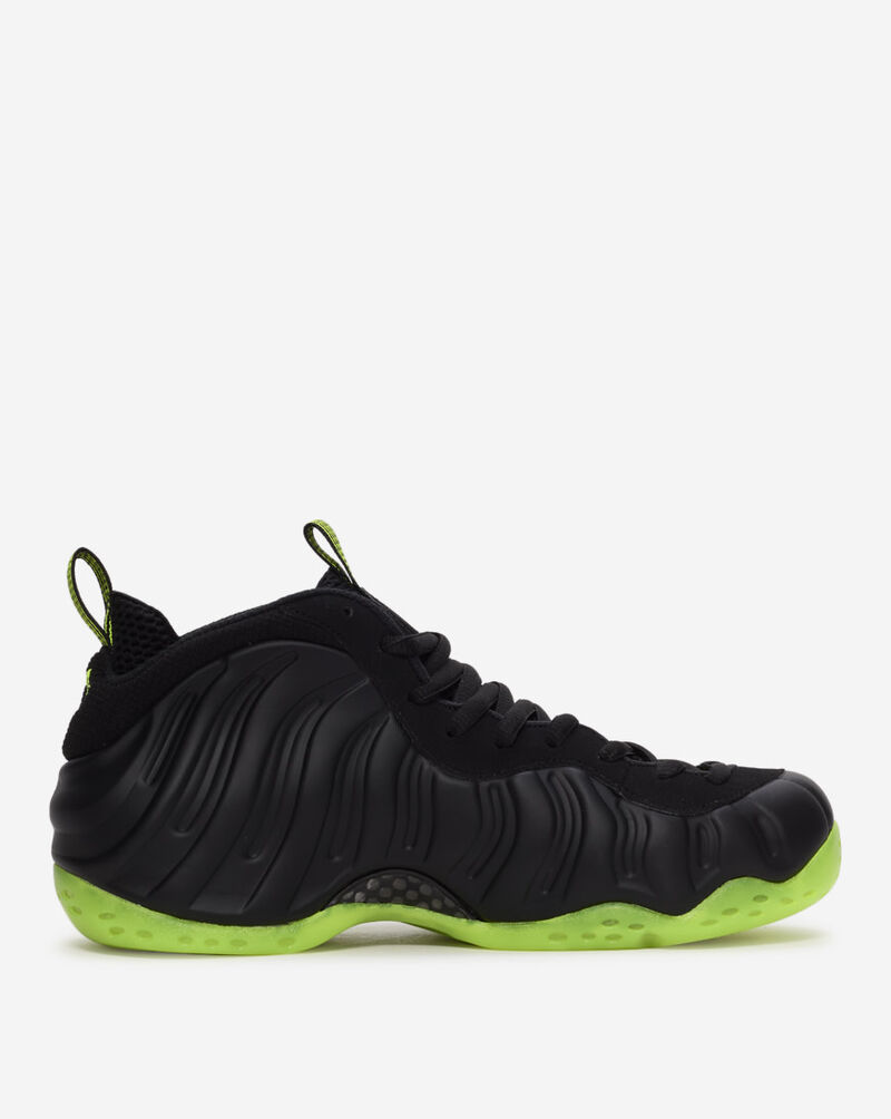 Nike Air Foamposite One HF2902-001 Black 4
