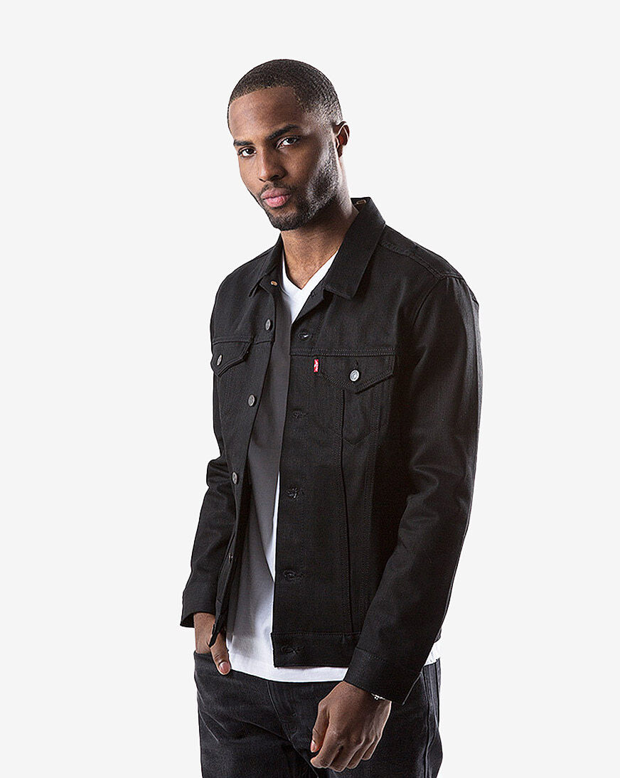 Levis polished black
