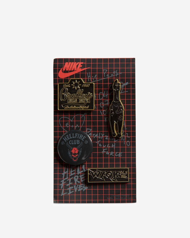 Nike Air Foamposite One x Stranger Things IR7336-001 Red 9