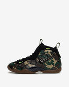 Nike Big Kids' Air Foamposite Pro Premium IV7555-001 Camo 1